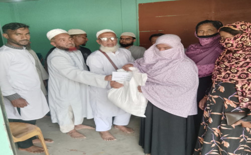 বাংলাদেশ জামায়াতে ইসলামী চক্রধা ইউনিয়নের উদ্যোগে ১০০ অসহায় পরিবারের মধ্যে ঈদ সামগ্রী বিতরণ